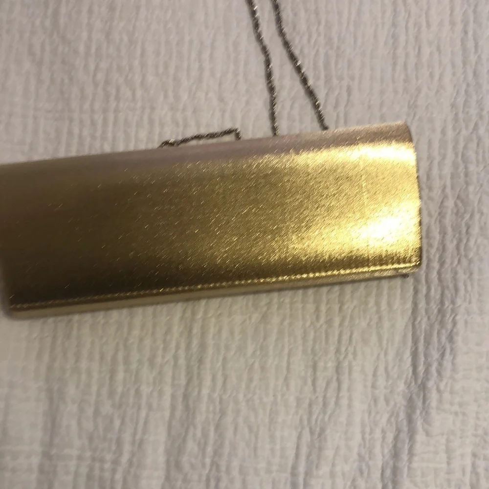 NWT Daniel Ames shiny gold shoulder bag/clutch. - Picture 3 of 8